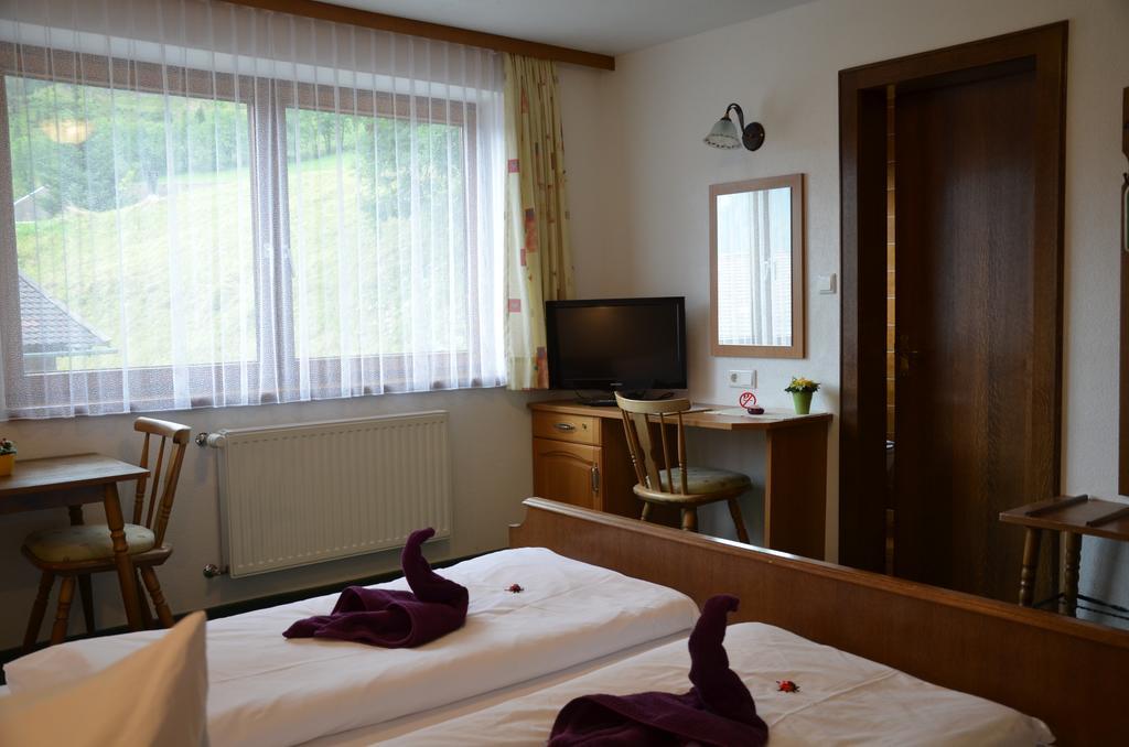 Gasthof Zur Gemütlichkeit Bschlabs Exterior foto